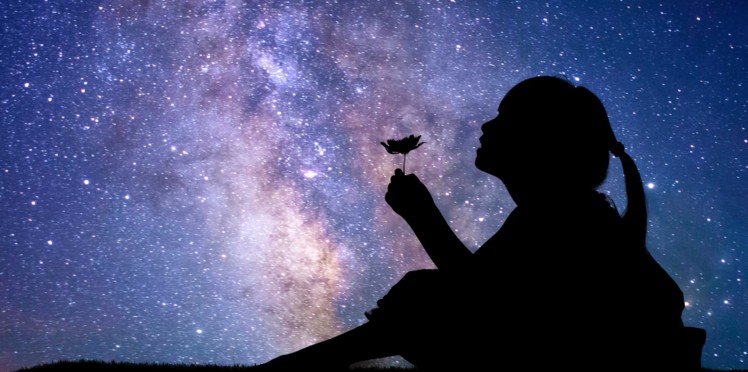 Les étoiles La Vie Et Nous Photo-citation de Marianne Williamson sur notre lumière | Aime Vis